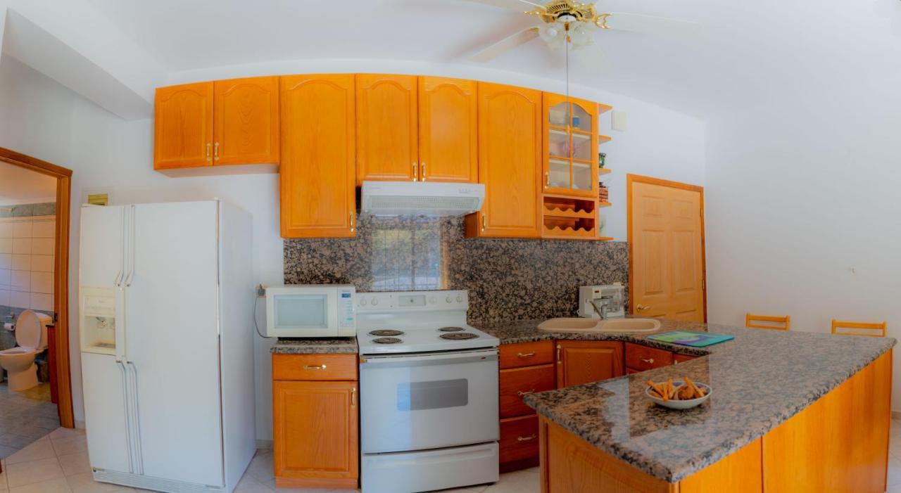 Valsamis Villa Apartments Poros  Ngoại thất bức ảnh