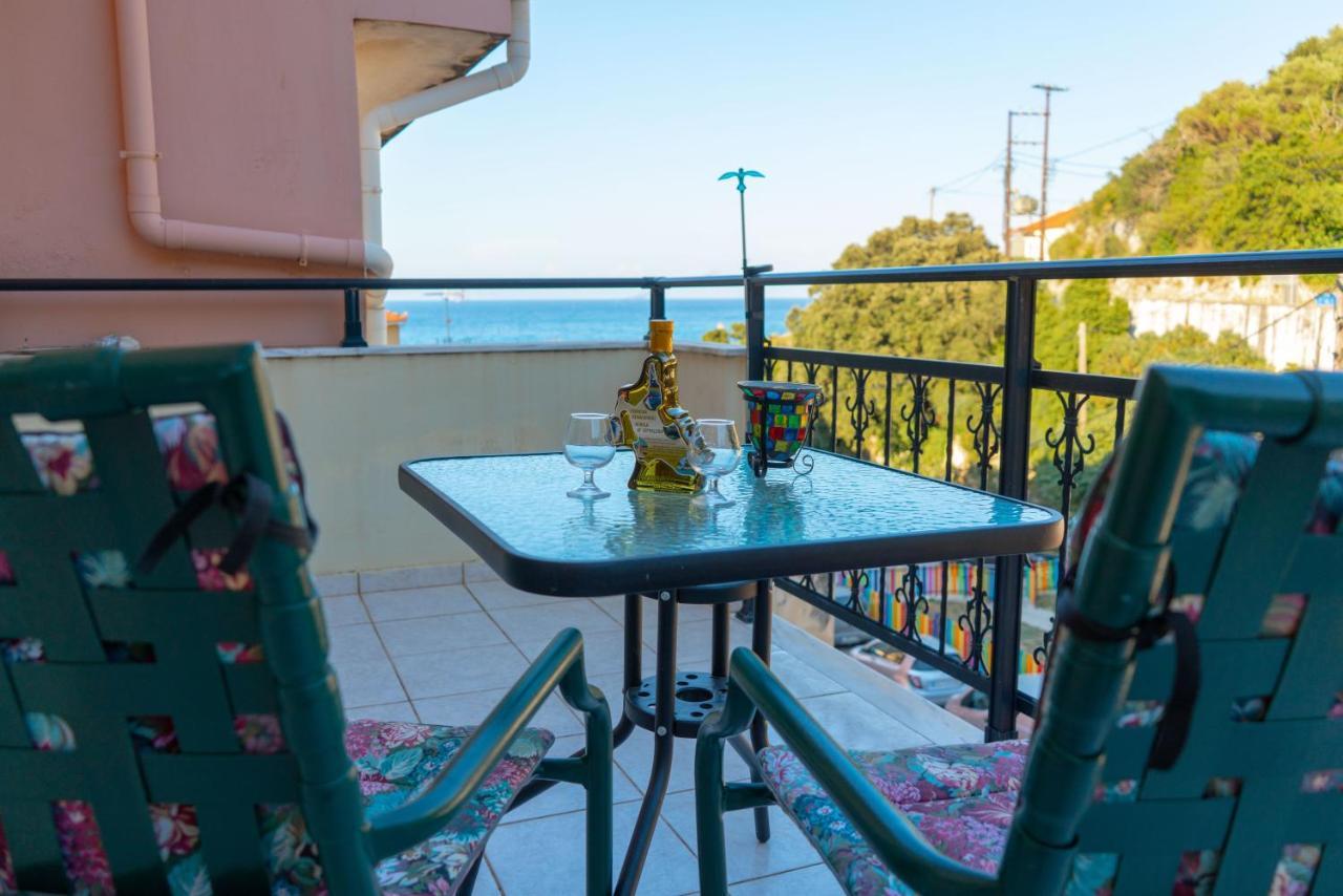 Valsamis Villa Apartments Poros  Ngoại thất bức ảnh